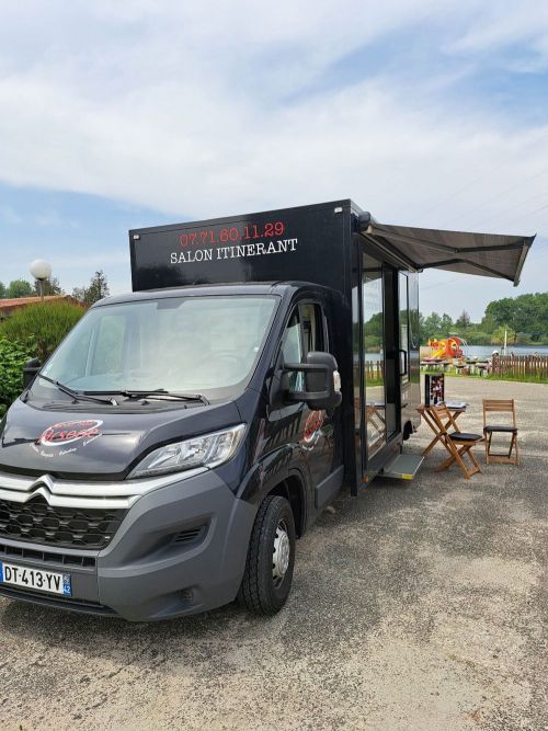 hair truck